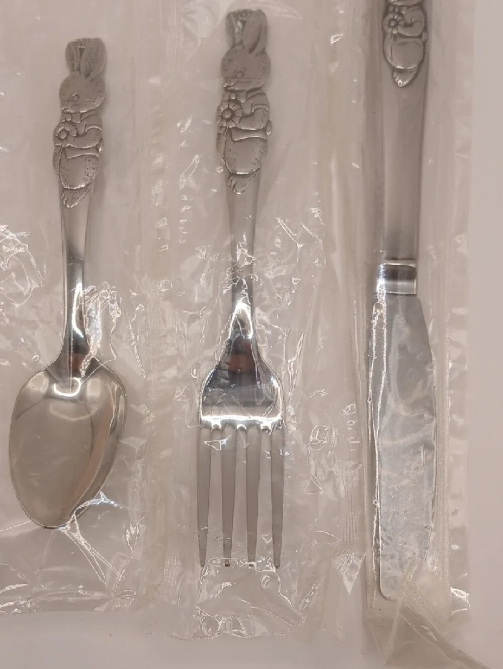 Oneida Peter Rabbit Child's Vtg Stainless Flatware Set of 4 (3 new, 1 used)